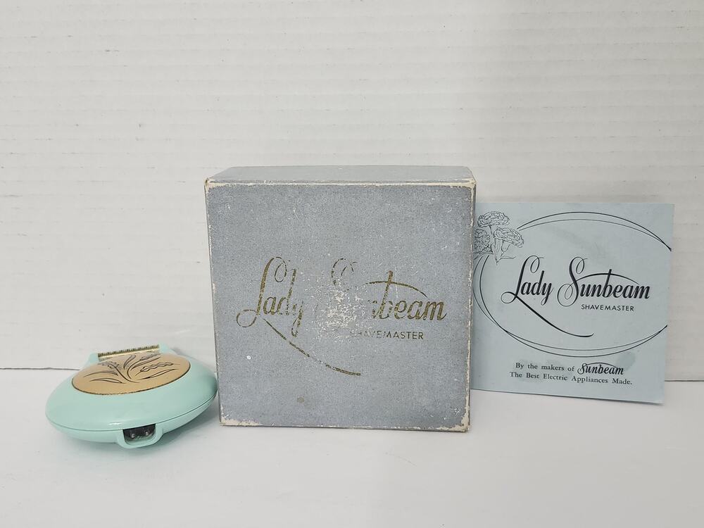 Vintage Lady Sunbeam Shavemaster Electric Razor Model LS Turquoise